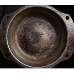 Scratched pans are okay